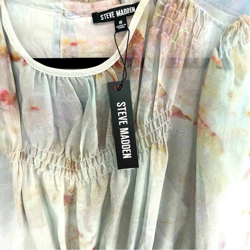 NWT Steve Madden Woman’s Feminine Top - Picture 2 of 3